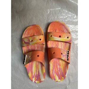 Crocs Classic Marbled Beach Slide Sandals . Unisex Size 11